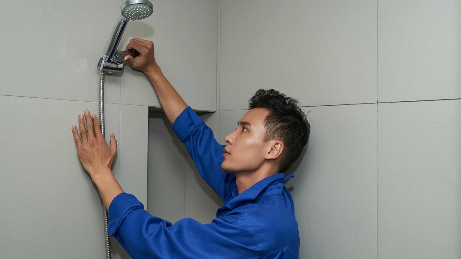 How To Install A Shower?